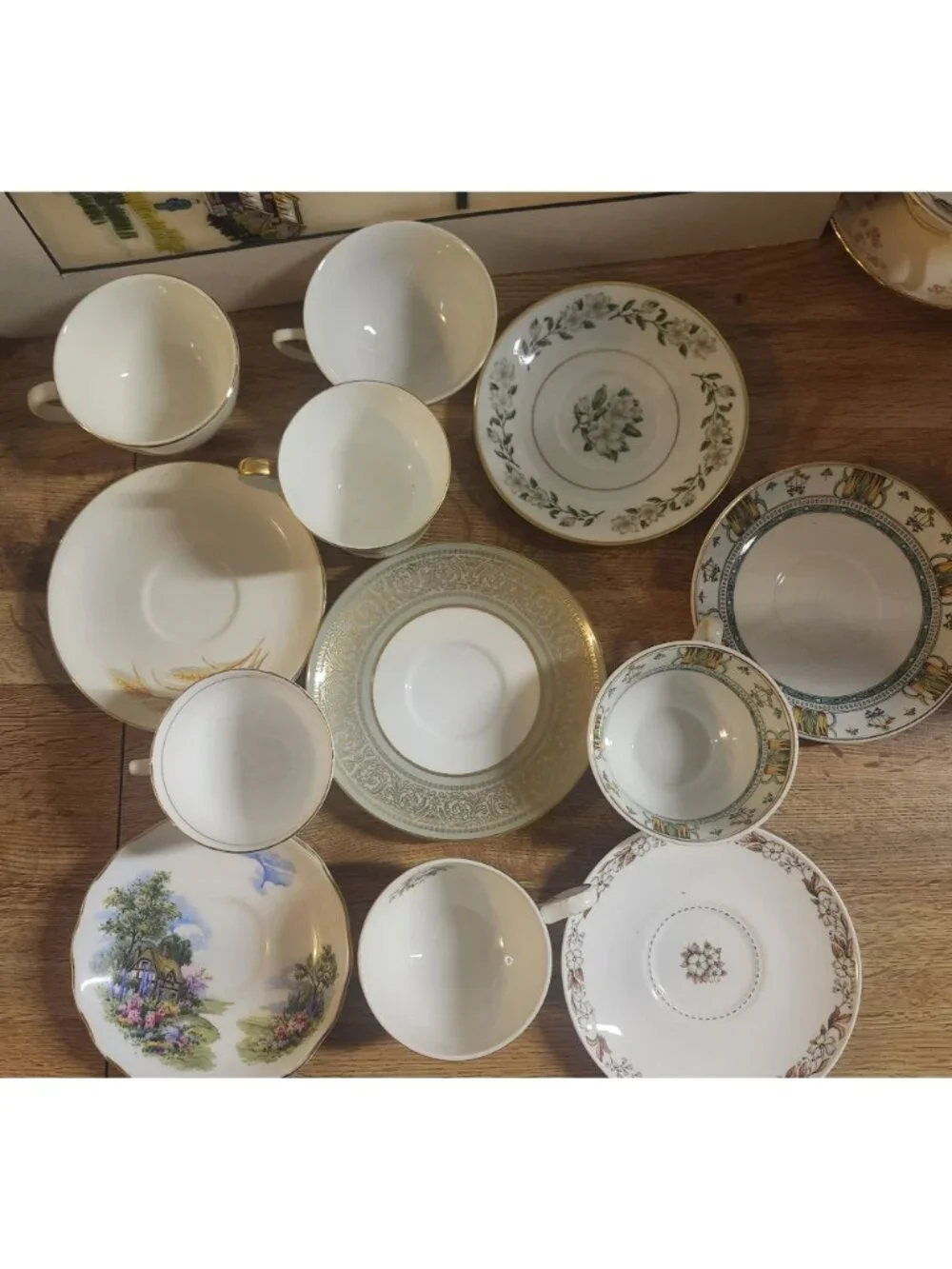 6 Sets Mismatched China Tea Cups & Saucers, Green & Gold